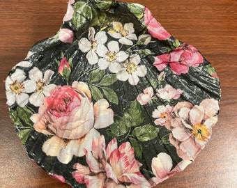 Shell Dish - Floral Bouquet