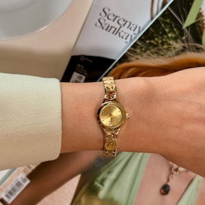 Vintage Gold Minimalist Watch: Slim Bracelet, Stainless Steel