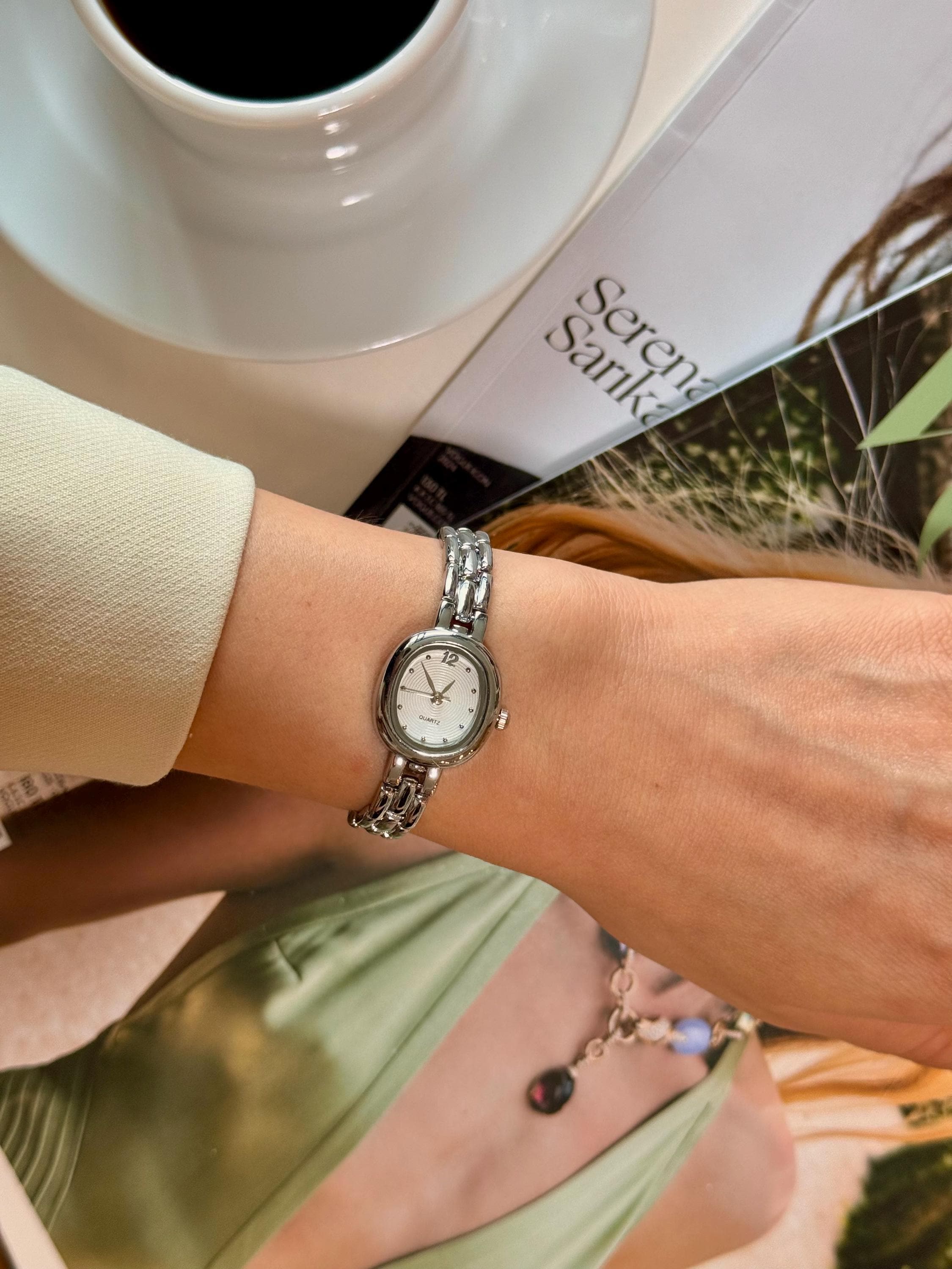 Women Silver Vintage Oval Watches Luxury Minimalism Bracelet Small Ladies Analog Oval White Vintage Minimalist Silver Womens Watch Small Face  main image 4