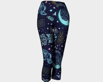 Witchcore Print Capris: Blue, Green & Purple Spandex Leggings