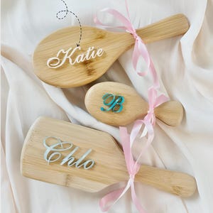 Personalized Hair Brush, Custom Bridesmaids Hair Brush, Bachelorette Hair Brushes, Bridesmaids Hair Brush,  Bachelorette Bridesmaids Gift