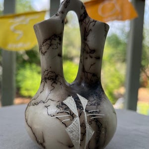 Navajo Vintage Handmade Horse Hair Pottery Vase