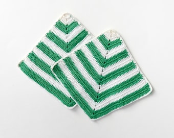 Vintage Crochet Potholders, Green Diamond Pair