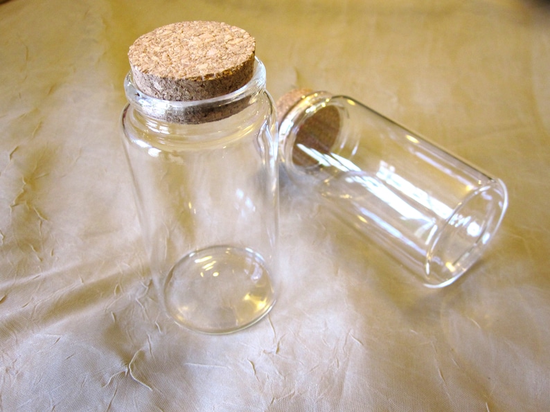 Small Jar with Cork image 8