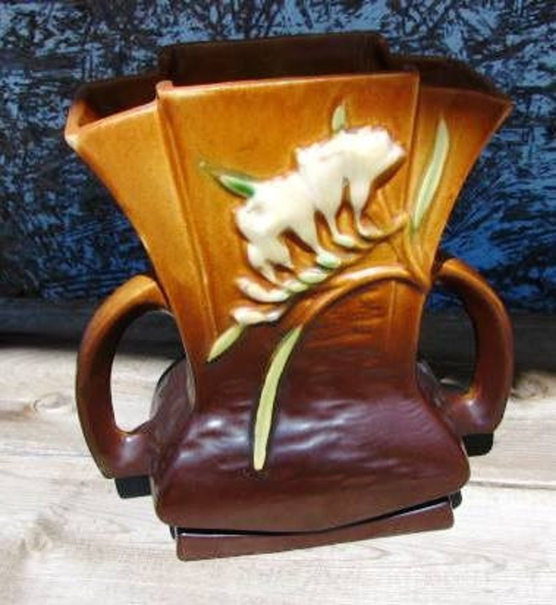 Roseville Freesia Fan Vase 2007 Etsy