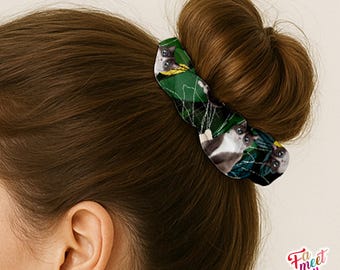 Fameetmeow - Japanese Hair Scrunchie - Grey & White Cat - Lotus Floral Flower Pattern - Hair Accessories