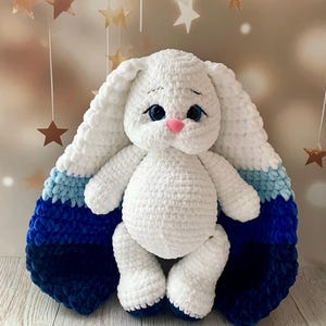 Handmade Plush Bunny – 30 cm Crochet Toy – Soft Stuffed Animal – Baby Shower Gift – Amigurumi Bunny – Nursery Decor – Cuddly Toy for Kids