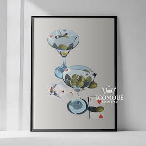 Arte de parede de Martini e cartas, pôster de coquetel de inspiração vintage com guarnição de azeitonas e cartas de baralho, decoração elegante para bar ou sala de jogos (sem moldura)