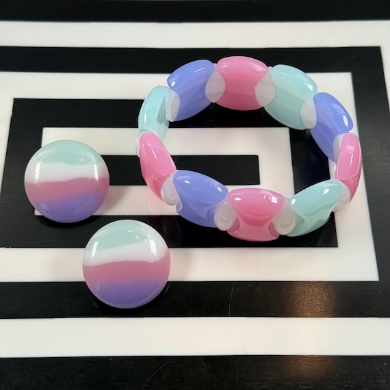 Vintage 1980s NOS AVON Pastel Parfait Jewelry Set - Stretch Bracelet & Pierced Earrings