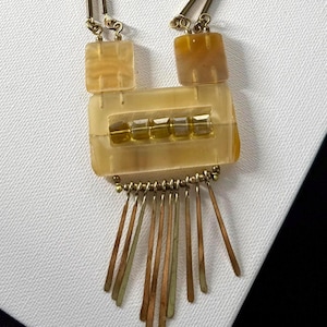 Vintage Natural, Gold & Amber-Colored Pendant Chain Necklace