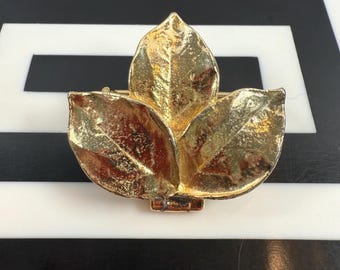 Vintage 1980s Mimi Di N Gold Tone Leaf Belt Buckle Pendant Bag Charm