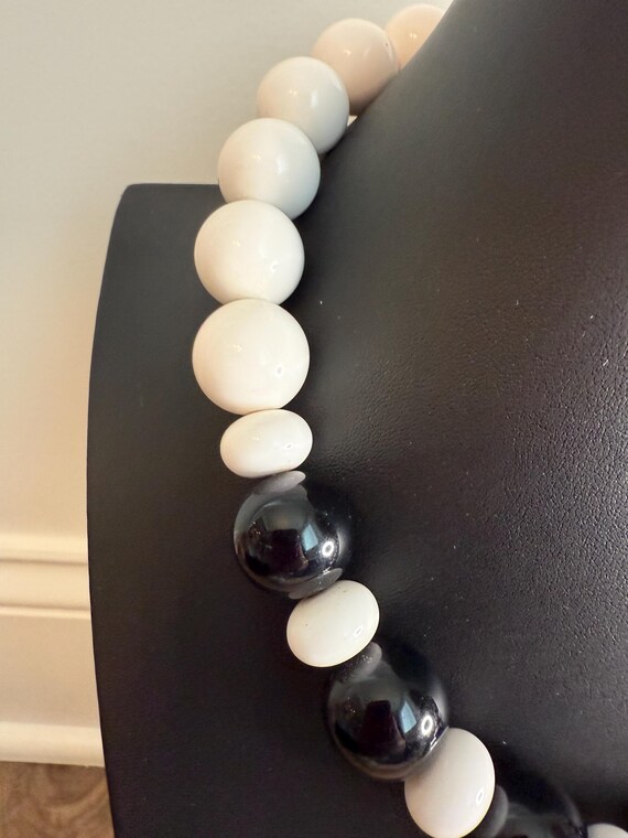 Vintage 1970s MONET Black & White Beaded Necklace - image 2