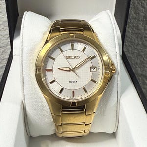 Vintage Gold Seiko Watch with White Face (+ Extra Links to Adjust Size!)