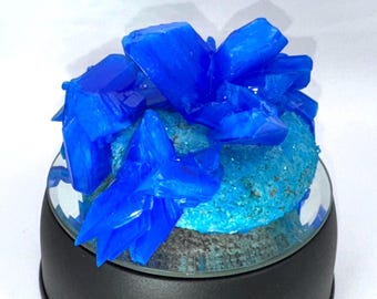 Calcantita en roca de río antigua – Cristal azul - Ejemplar de exhibición de 10 x 10 cm - Sulfato de cobre - Envío gratuito - Ideal para regalo