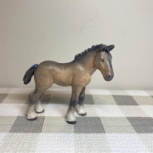 Custom Schleich Horse Repaint - Clydesdale Horse Foal - Greyish Beige and White Foal