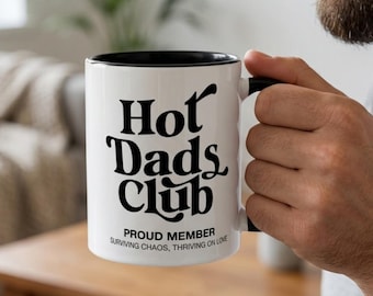 Hot Dads Club Mug – Funny New Dad Coffee Cup Father’s Day Gift for First Time Dad Baby Shower Present Cool Dad Mug