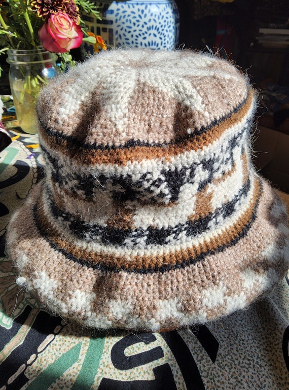 Peruvian Rustic Crochet Roll-Up Bucket Hat Thick … - image 2