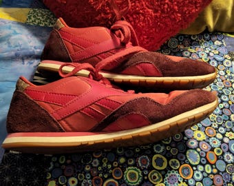Vintage Retro Reebok Classic Women&#39;s Size 8 &#39;Seasonal Burgundy&#39; M42083 Leather Suede Nylon Shoes Tie Trainers  Joggers  Sneaker