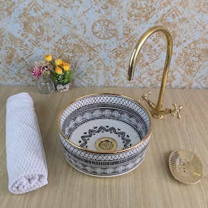 Wit-gouden moderne keramische spoelbak: gootsteen, handgemaakte gootsteen, handgeschilderde gootsteen, keramisch beschilderde gootsteen, gootsteen, badkamergootsteen, Marokkaanse gootsteen.