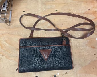 Vintage Guess Black and Brown Pebbled Crossbody Bag