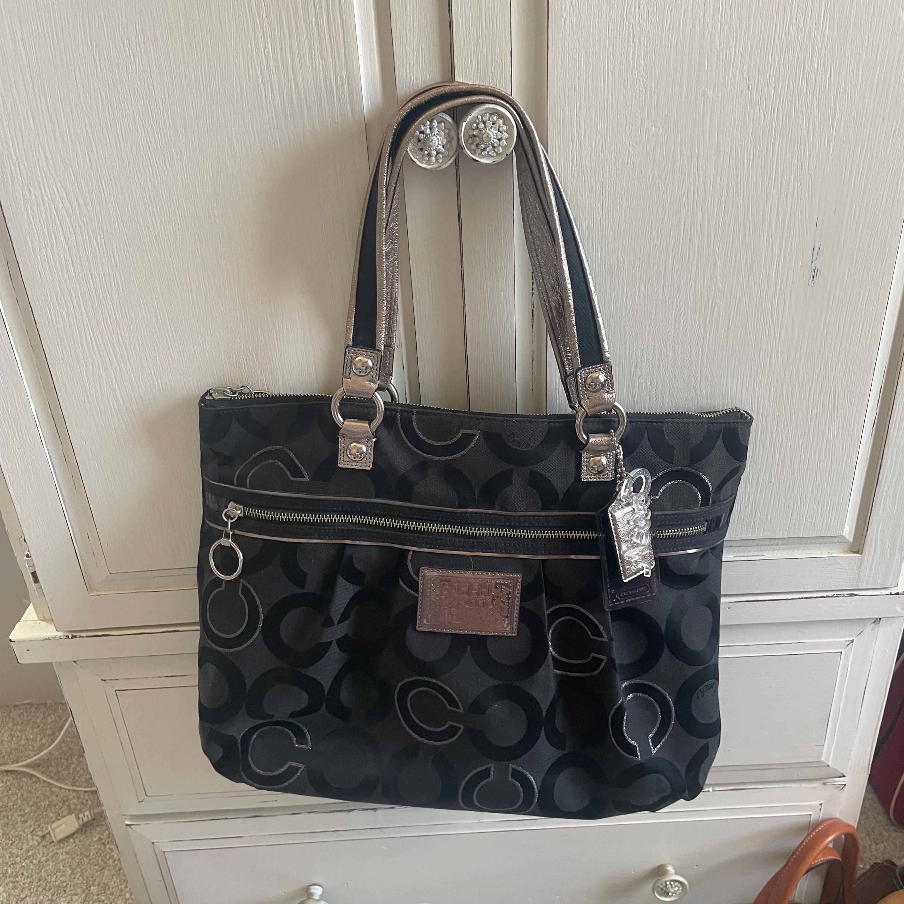 Vintage Coach Poppy Tote  Black Silver Logo Canvas Purse Large Shoulderbag- 2010