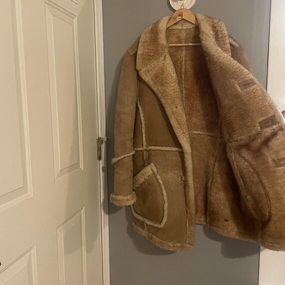 Vintage 70's  Sheepskin Coat / Shearling Coat / Marlboro Man/Size 46 View 6