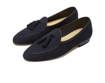 Mocasines de piel azul marino hechos a mano: zapatos de vestir sin cordones para hombre