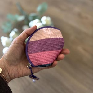 Korean Traditional Patchwork Zipper Coin Purse with K-lucky Knot Traditional Korean Style Fine Quilting l Korean Souvenir