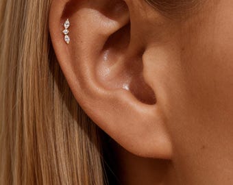925 Sterling Silver Gold-Plated Geometric Zircon Cluster Cartilage Earring | Minimalist Dainty Stud for Women