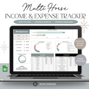 以下が含まれることがあります： ラップトップには、「Multi Horse Income & Expense Tracker」というタイトルのスプレッドシートが表示されています。画面には、月次概要、収入、支出のセクションが表示されます。デザインには、パステルグリーンとベージュのアクセントが使用され、「Easy to Use」と「Instant Download」の文字があります。