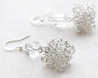 アクセサリー 90s Chunky Vanilla Cream Hoop Earrings 90s Chunky Vanilla Cream Ice Cube Hoop Earrings | Minimal