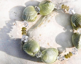 ON VACATION, Beach Seashell Bracelet August Birthstone bracelet Sea Shell Bracelet Peridot Green Gemstone Crystal chartreuse