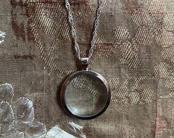 magnifying glass necklace loupe magnifier in silver long necklace gothic necklace victorian 1920s edwardian lady detective- ready to ship