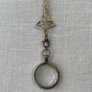 victorian style 24mm magnifying glass necklace loupe magnifier gothic necklace art nouveau 1920s edwardian lady detective ready to ship image 1