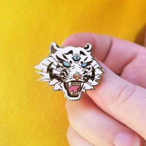 Tiger Enamel Pin with Glitter Eyes - Lapel Pin, Cloisonné Badge, Hard Enamel Pin, Tiger Pin, Pins, Hat Pin - White, Black, Gold