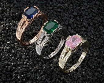Anillo de graduación de secundaria personalizado con piedra natal talla esmeralda, anillo de graduación universitaria con nombre grabado personalizado, joyería delicada, regalo para ella.