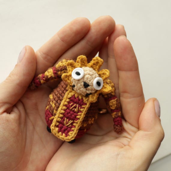 Esquie Keychain Crochet Pattern Amigurumi PDF | Clair Obscur