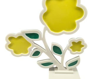 Accesorio para sistema de bandeja modular de fundición en capas con soporte para tapa de flores