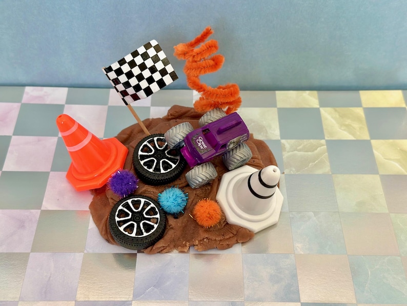 Monster Truck Play-deegpot – Feestartikelen – Verjaardagscadeau – Monster Jam – Cadeau voor kinderen – Zintuiglijk speelgoed – Uniek cadeau – Monster Truck-feest afbeelding 2