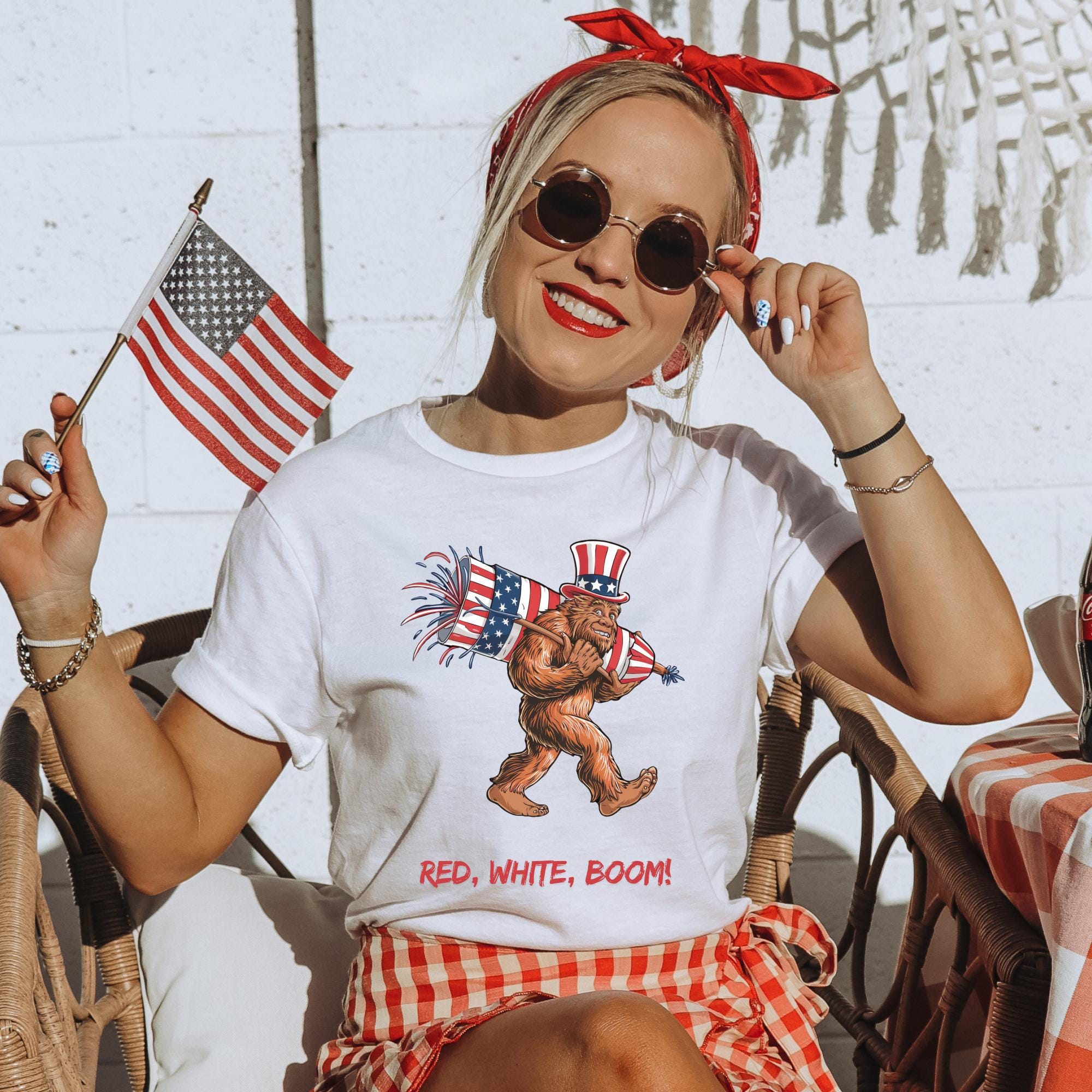 Bigfoot 4th of July Shirt: Patriotic Sasquatch Tee - Etsy