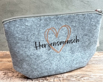 Cosmetic bag felt heartfelt light gray