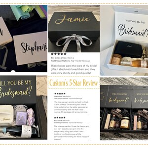 Pu&ograve; includere: Una collezione di scatole regalo rettangolari in bianco e nero, con nomi personalizzati in carattere corsivo e il testo stampato Will You Be My Bridesmaid? Alcune scatole sono aperte, rivelando bottiglie, sacchetti e astucci.