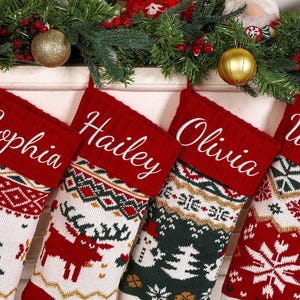 パーソナライズされたファミリークリスマスストッキング、2025刺繍クリスマスストッキング、ニットストッキング、モノグラムストッキング、ホリデーストッキング、クリスマスギフト