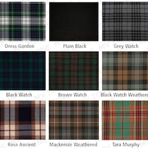 Pu&ograve; includere: Nove campioni di tessuto con vari motivi a quadri. I campioni includono Dress Gordon, Plain Black, Grey Watch, Black Watch, Brown Watch, Black Watch Weathered, Rose Ancient, Mackenzie Weathered e Tara Murphy.