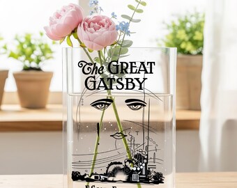 The Great Gatsby Book Vase, Library Flower Vase, Bookish Home Decor, Bookshelf Decor, Vintage Bookish Vase, Classic Novel Lover Gift
