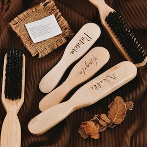 Personalized bristle brush, groomsmen gifts, grooming beard brush, groomsmen engraved gifts, anniversary gifts, father&#39;s day gifts