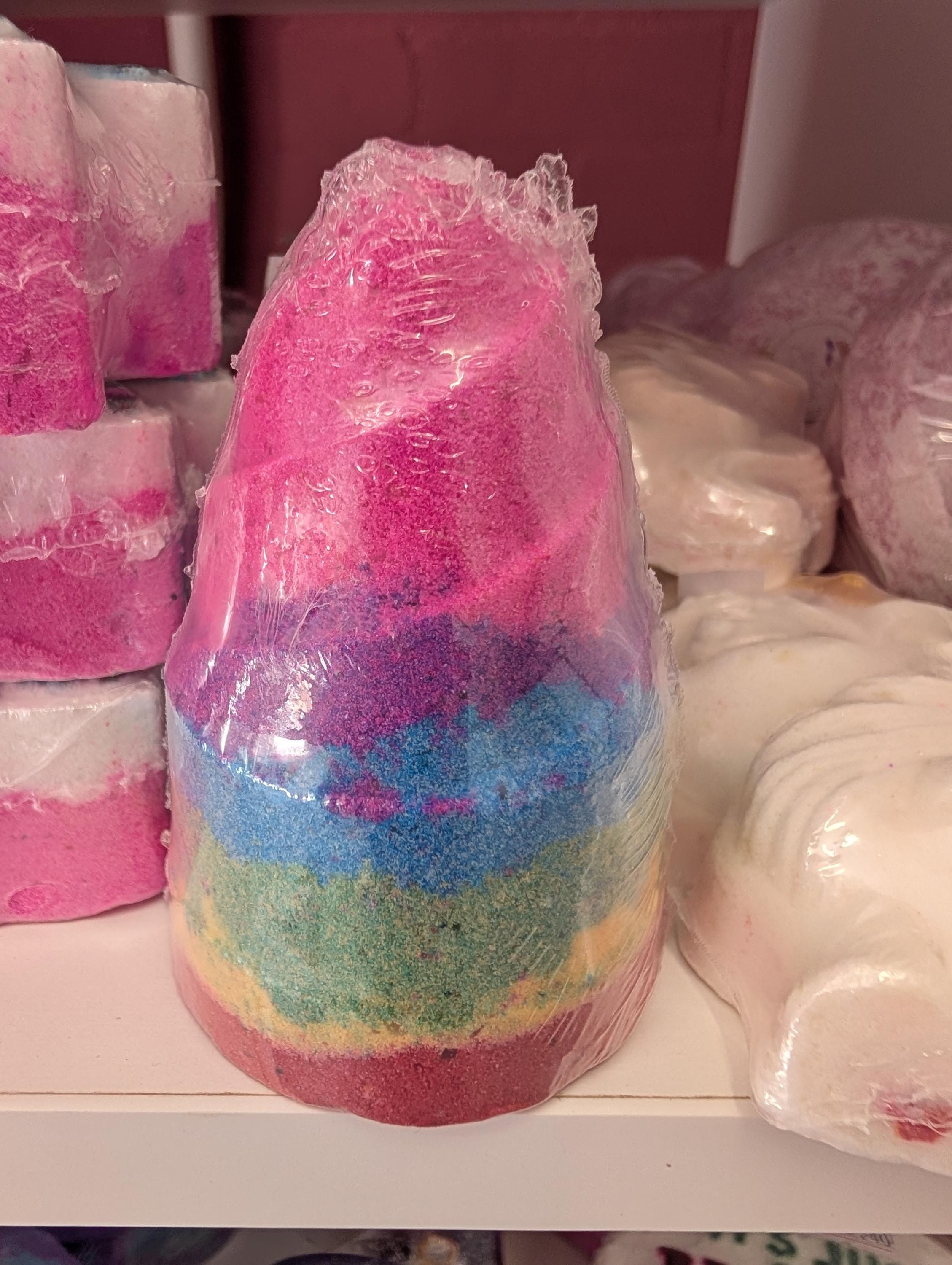 Rainbow Unicorn Horn Bath Bomb: Watermelon Lemonade Scent