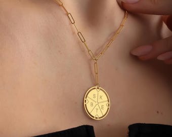 Regalo personalizado para el Día de la Madre, collar con brújula, colgante con brújula, cadena con clip, collar familiar, collar con brújula dorada, regalo de cumpleaños