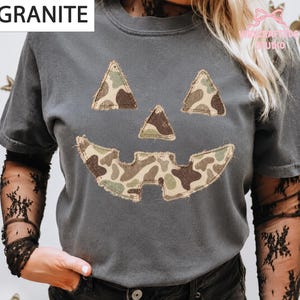 Faux Patchwork Camo Pumpkin Face Shirt, Vintage Jack O Lantern Comfort Colors Tee, Rustic Halloween Unisex Sweatshirt