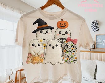 Lazo fantasma de patchwork PNG, edredón vintage de Halloween con fantasmas PNG, patchwork floral PNG, Halloween PNG, Halloween vintage PNG, camisa de Halloween PNG